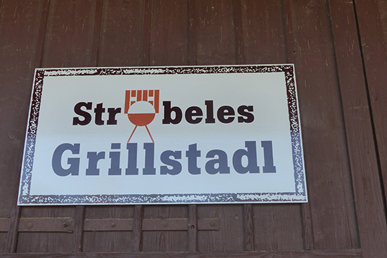 Ströbele Holzhandlung - Ihre Grillstadl Ausstellung in Ummendorf-Fischbach